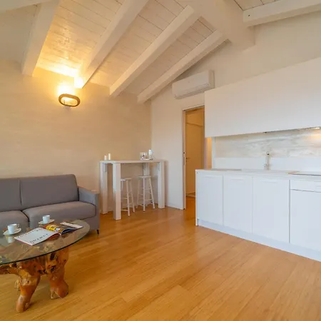 Appartement Acqualife Attico 7