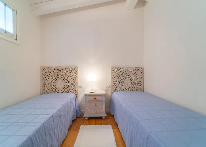 Acqualife Attico 7 公寓